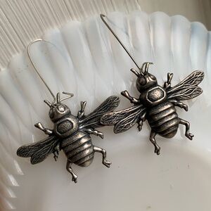 Larissa Loden Bee Earrings Figural Bug Bohemian boho silver tone